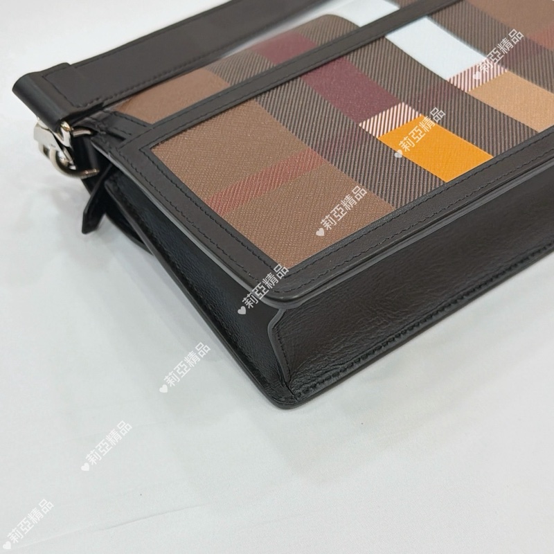 莉亞精品♡ Burberry 格紋彩色翻蓋斜背包 二手-9