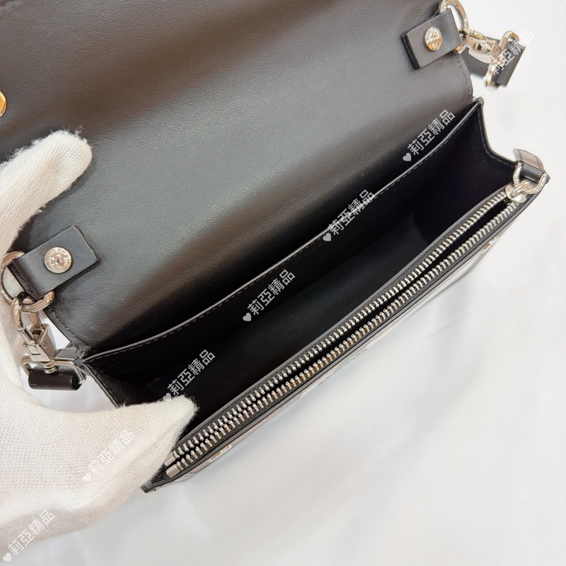 莉亞精品♡ Burberry 格紋彩色翻蓋斜背包 二手-11