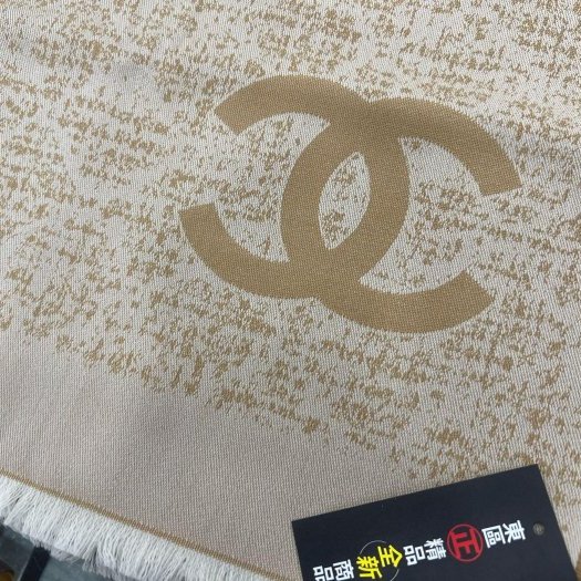 東區正精品㊣CHANEL 全新奶茶色喀什米爾羊毛流蘇圍巾披肩 RZ6449-3
