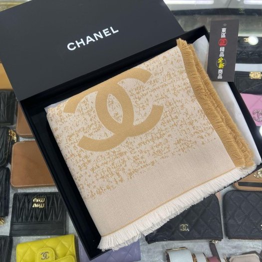 東區正精品㊣CHANEL 全新奶茶色喀什米爾羊毛流蘇圍巾披肩 RZ6449-5