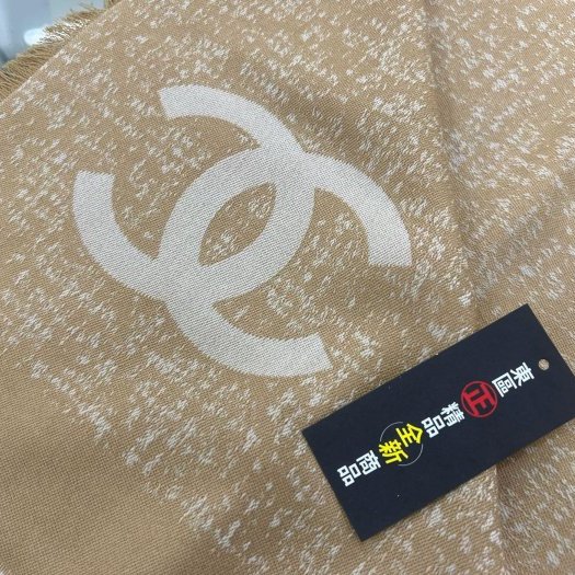 東區正精品㊣CHANEL 全新奶茶色喀什米爾羊毛流蘇圍巾披肩 RZ6449-6