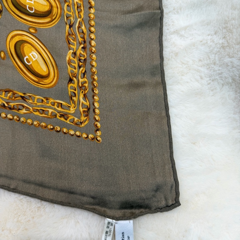 DIOR金色鎖鏈圓牌圖案絲巾XB950-6