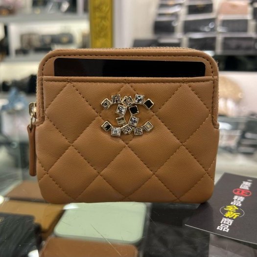 東區正精品㊣CHANEL 香奈兒焦糖色羊皮水鑽19拉鍊卡片夾零錢包吐司包 RZ6451-0