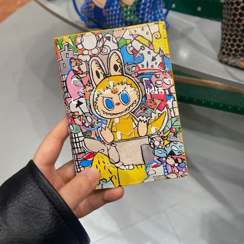 Moynat x Labubu Passport holder-5