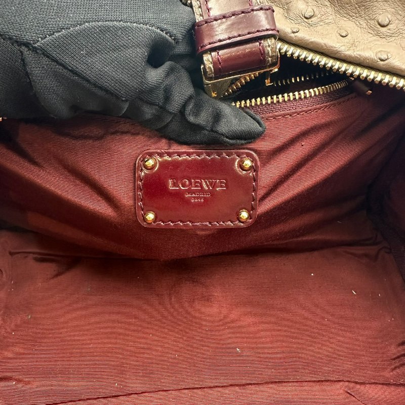 【美收精品】LOEWE 鴕鳥皮手提包 C-572【隔月月中將轉賣至日本 上架期限30天】-14