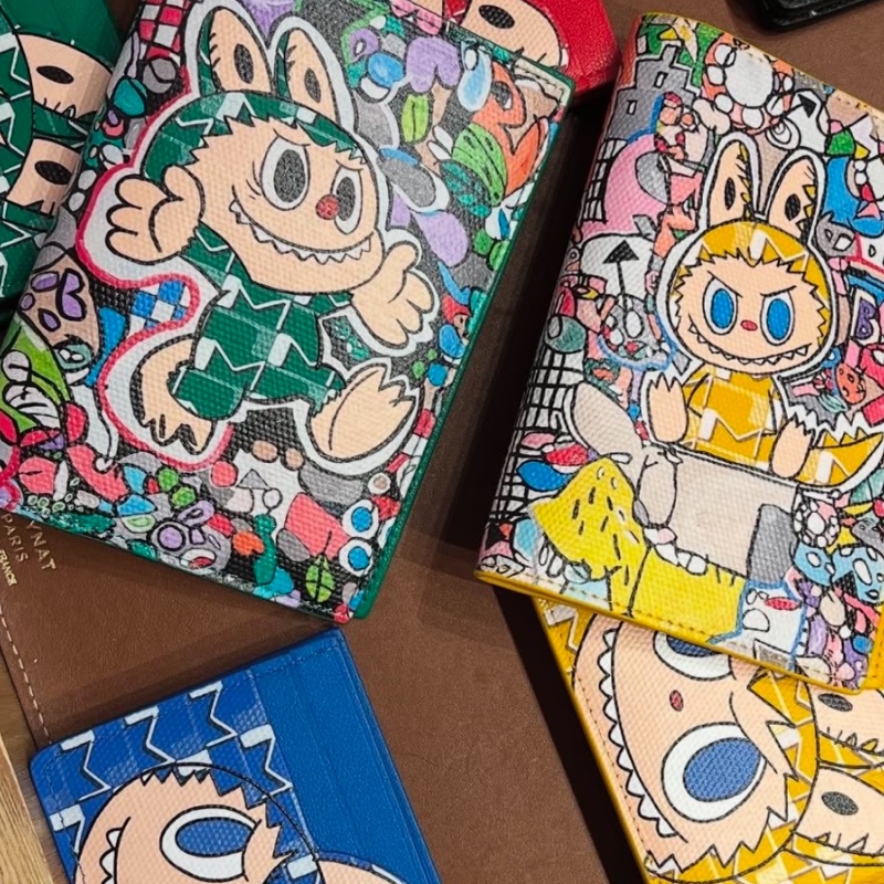 Moynat x Labubu Passport holder-4