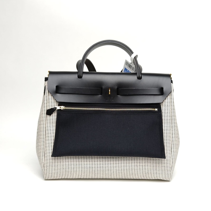 HERMES Herbag31白色拼黑色帆布/牛皮U刻金扣肩背包-2