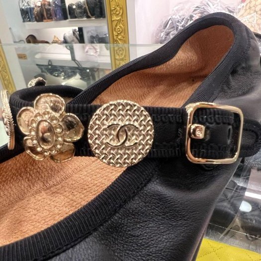 東區正精品㊣CHANEL G45778 全新香奈兒黑色全皮金幣瑪莉珍娃娃鞋平底鞋秀款 37.5號 RZ6466-6