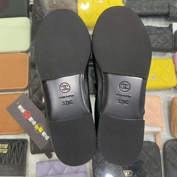 東區正精品㊣CHANEL G45778 全新香奈兒黑色全皮金幣瑪莉珍娃娃鞋平底鞋秀款 37.5號 RZ6466-10