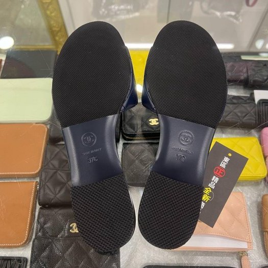 東區正精品㊣CHANEL G38232 全新香奈兒藍色全皮金雙C書包扣拖鞋 37號 RZ6467-6