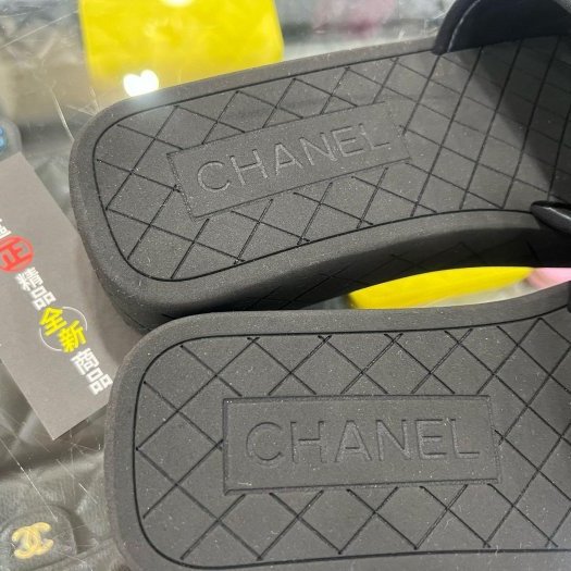 東區正精品㊣CHANEL G40144 全新香奈兒黑色絨毛金雙C厚底涼鞋拖鞋 36號 RZ6469-3