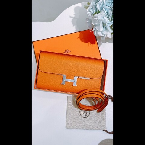 Hermes Constance to go