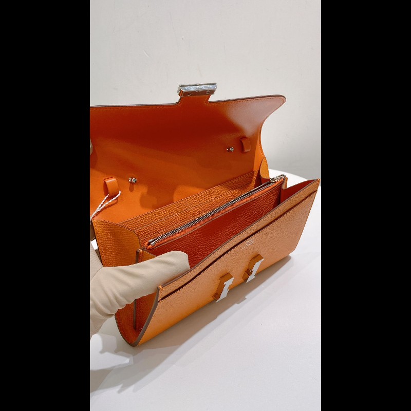 Hermes Constance to go-12