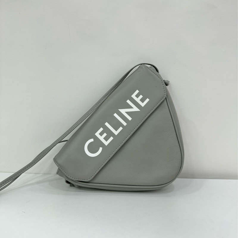 Celine瑟琳 白色全皮三角包-2
