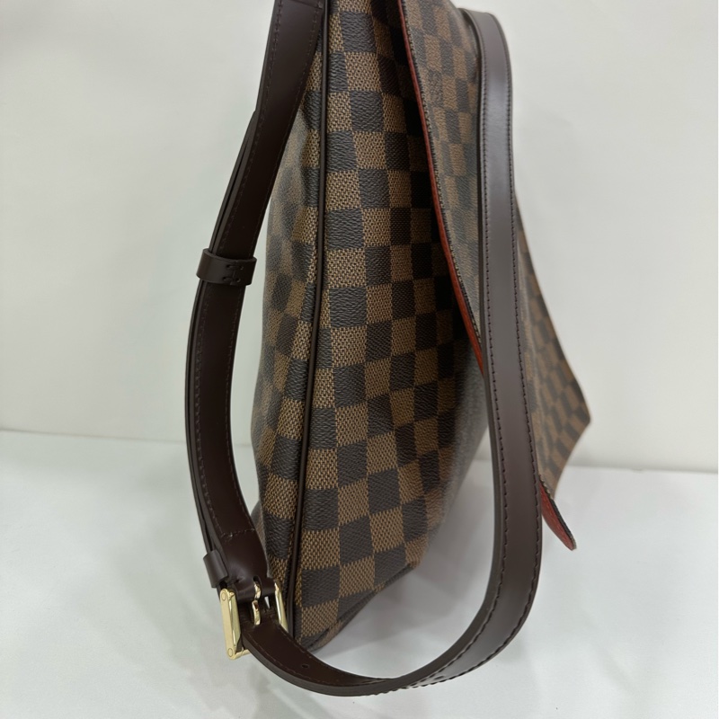 LV Musette 直式王菲包牛皮棋盤格翻蓋斜背包 閒置-2