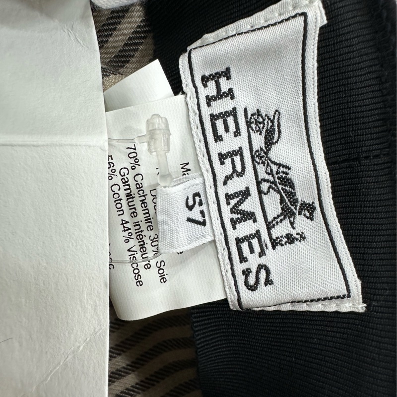 Hermes 黑色配金色豬鼻子鏈條 報童帽 鏈條可拆卸當手鍊 全新57-3