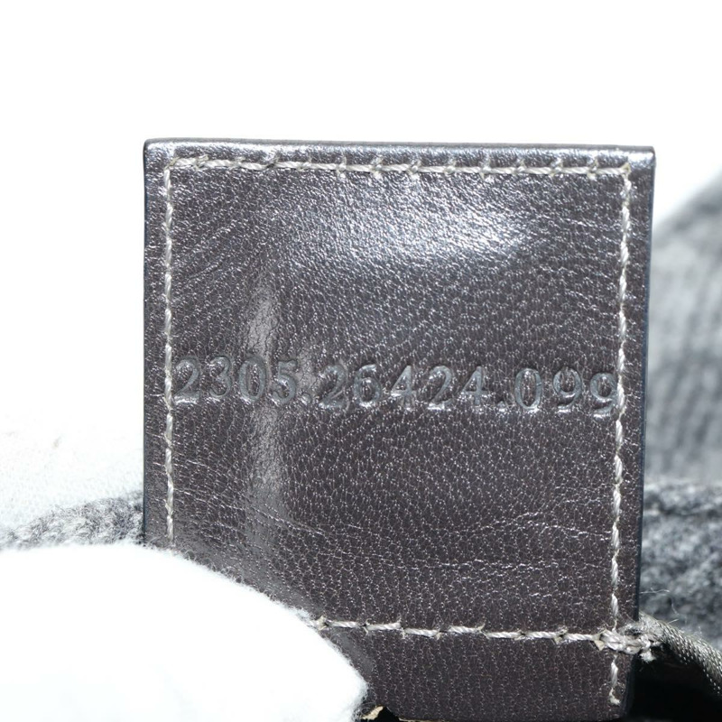 【日本直送】FENDI Zucca 帆布 Mamma Baguette 肩背包 羊毛 灰色 銀色 正品 yk20376SAV-10