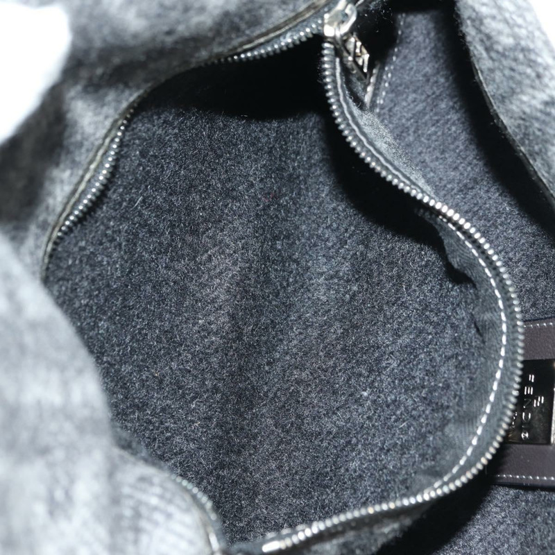 【日本直送】FENDI Zucca 帆布 Mamma Baguette 肩背包 羊毛 灰色 銀色 正品 yk20376SAV-25