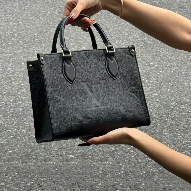 你看‼️黑金質感爆棚|LV Onthego小號芯片款托特包-4