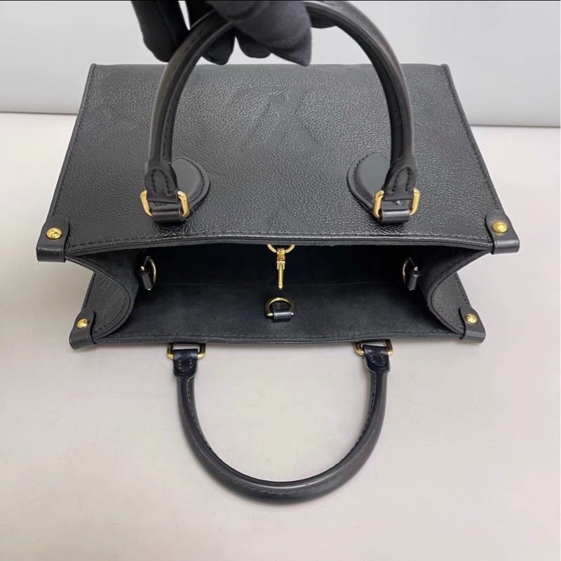 你看‼️黑金質感爆棚|LV Onthego小號芯片款托特包-10