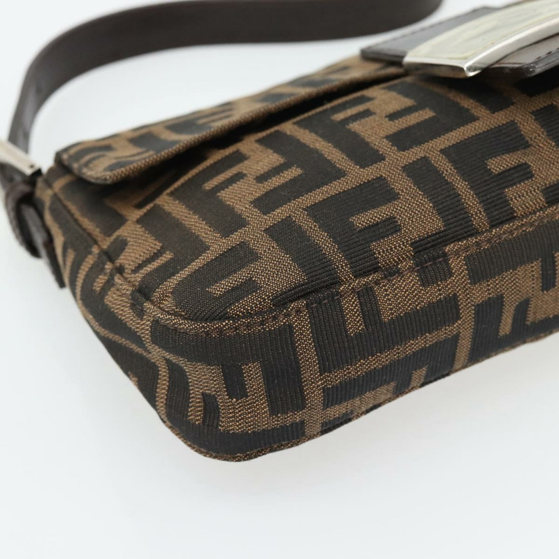 【日本直送】FENDI Zucca帆布Mamma Baguette單肩包 黑色棕色 正品 178872SAM-14