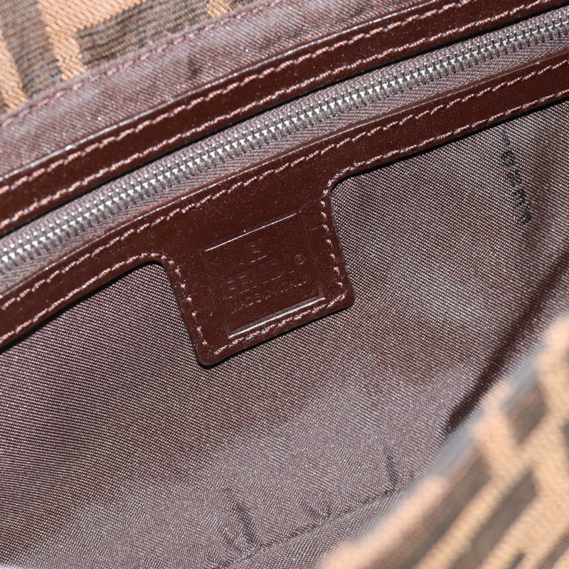 【日本直送】FENDI Zucca帆布Mamma Baguette單肩包 黑色棕色 正品 178872SAM-17