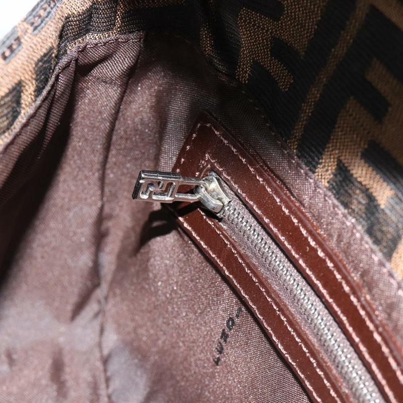 【日本直送】FENDI Zucca帆布Mamma Baguette單肩包 黑色棕色 正品 178872SAM-20