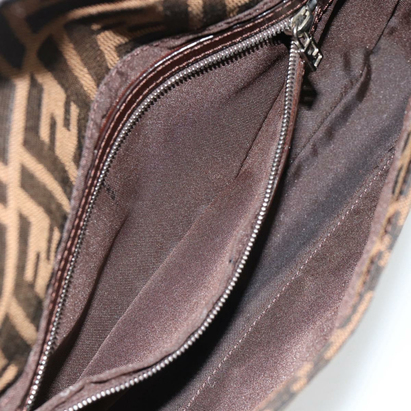 【日本直送】FENDI Zucca帆布Mamma Baguette單肩包 黑色棕色 正品 178872SAM-21