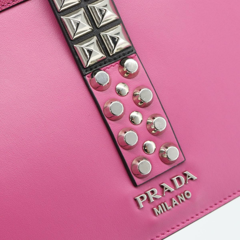 【日本直送】PRADA 粉紅銀色皮革手拿包 正品 181770A-7