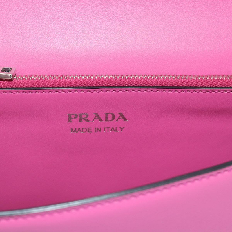 【日本直送】PRADA 粉紅銀色皮革手拿包 正品 181770A-16