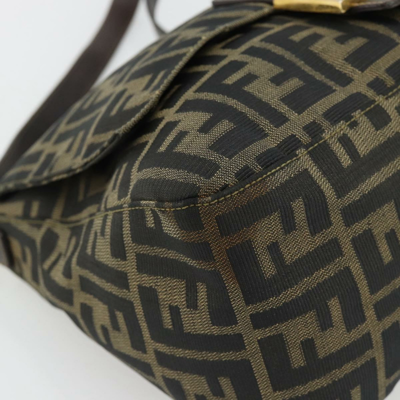 【日本直送】FENDI Zucca 帆布 Mamma Baguette 單肩包黑棕色正品 181871M-14
