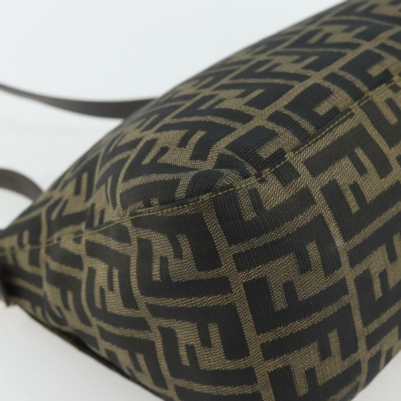 【日本直送】FENDI Zucca 帆布 Mamma Baguette 單肩包黑棕色正品 181871M-16