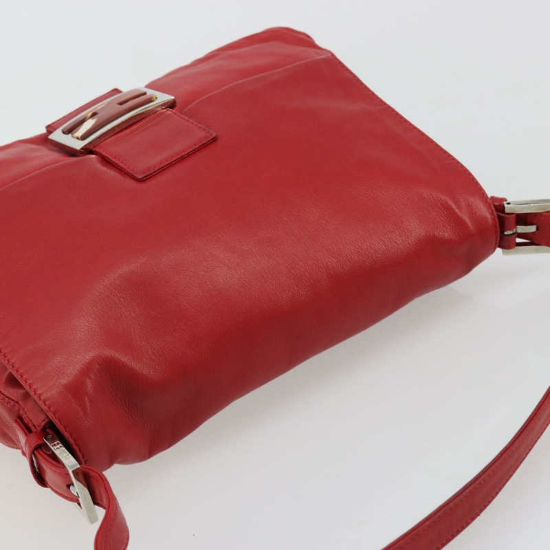 【日本直送】FENDI Mamma Baguette 單肩包，皮革材質，紅色/銀色，貨號 2373 26325，正品編號 181860M-5