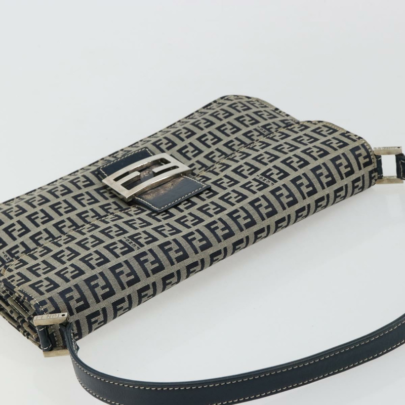 【日本直送】FENDI Zucchino帆布單肩包 海軍藍 銀色 正品 182201V-5