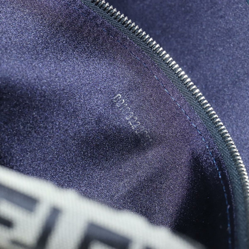 【日本直送】FENDI Zucchino帆布單肩包 海軍藍 銀色 正品 182201V-10