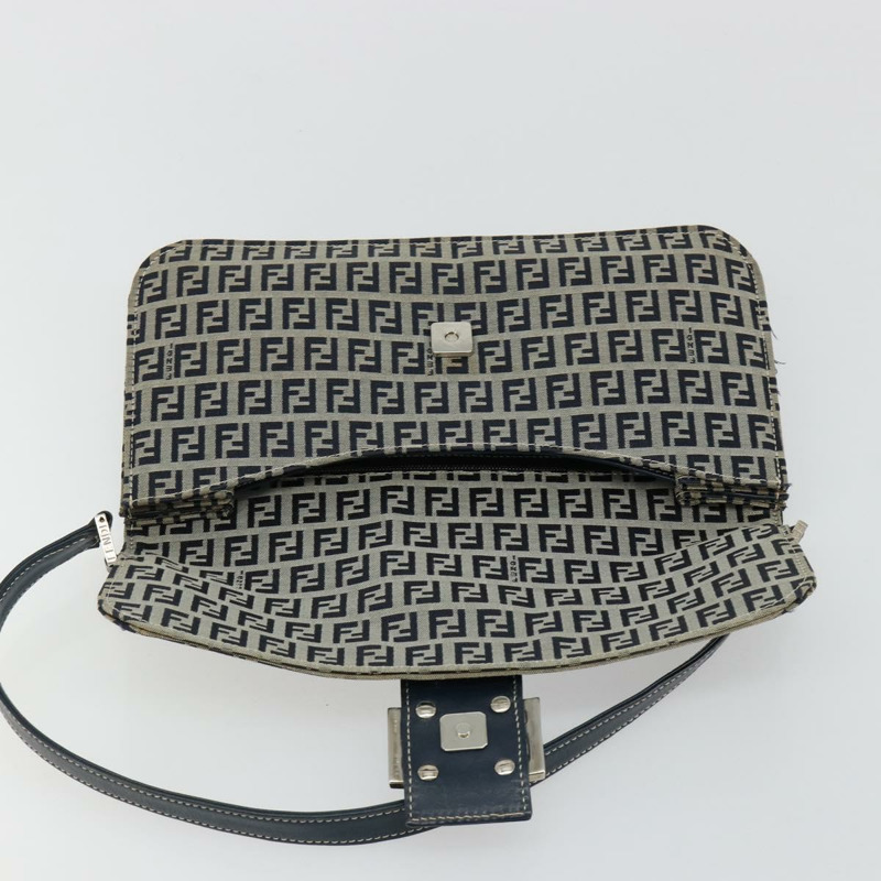 【日本直送】FENDI Zucchino帆布單肩包 海軍藍 銀色 正品 182201V-20