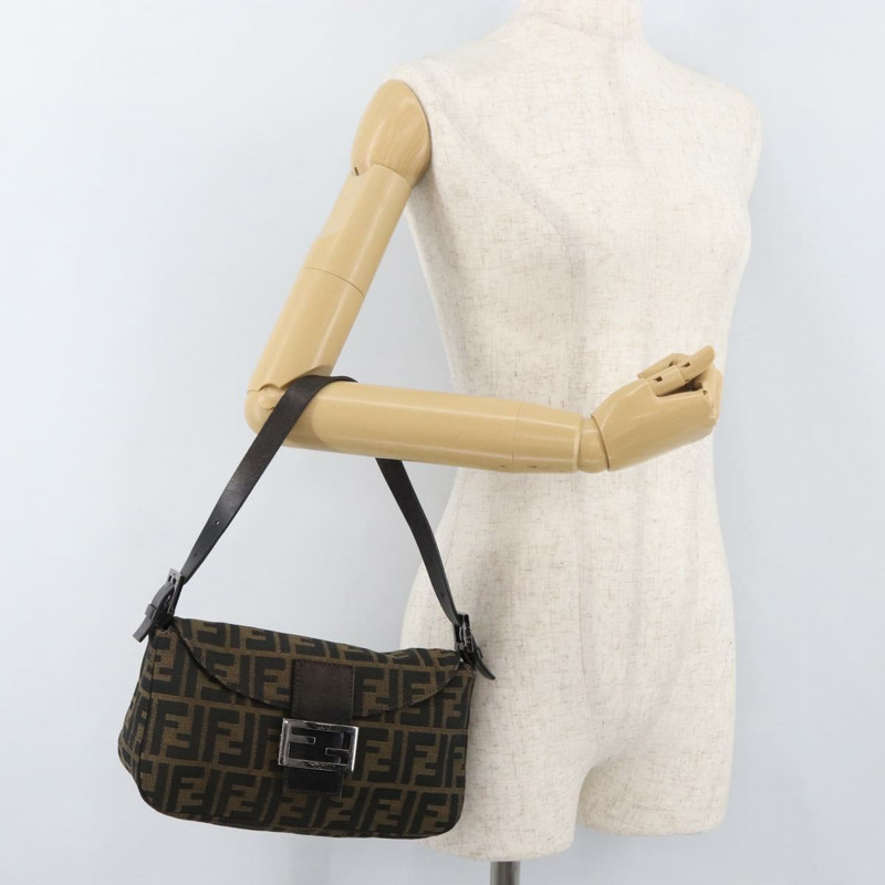 【日本直送】FENDI Zucca帆布Mamma Baguette單肩包 黑色棕色 正品 182801V-25
