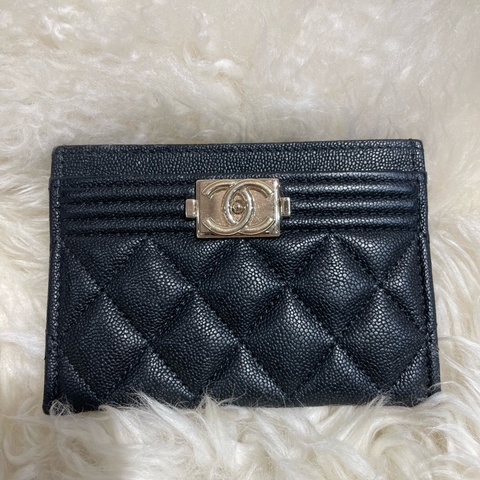 Chanel 牛皮Boy 扣咭包