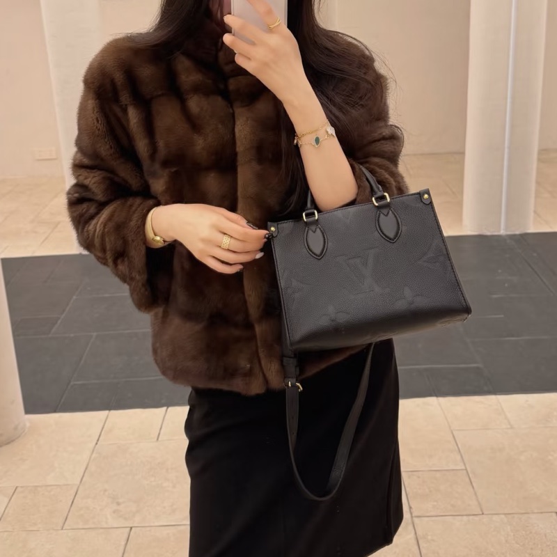 Louis Vuitton路易威登Onthego小號黑色全皮壓紋Tote芯片款♻️-2