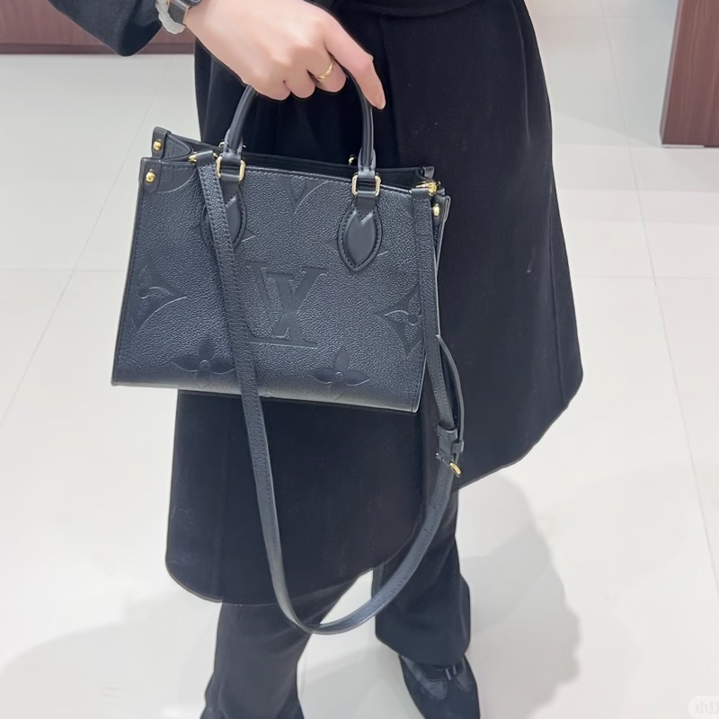 Louis Vuitton路易威登Onthego小號黑色全皮壓紋Tote芯片款♻️-3
