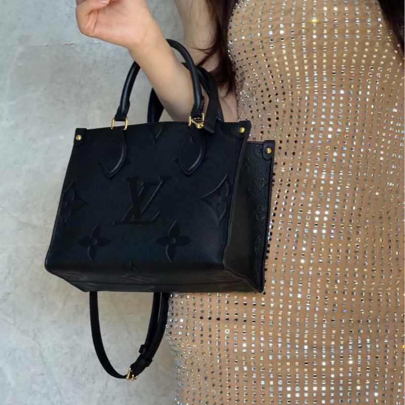 Louis Vuitton路易威登Onthego小號黑色全皮壓紋Tote芯片款♻️-7