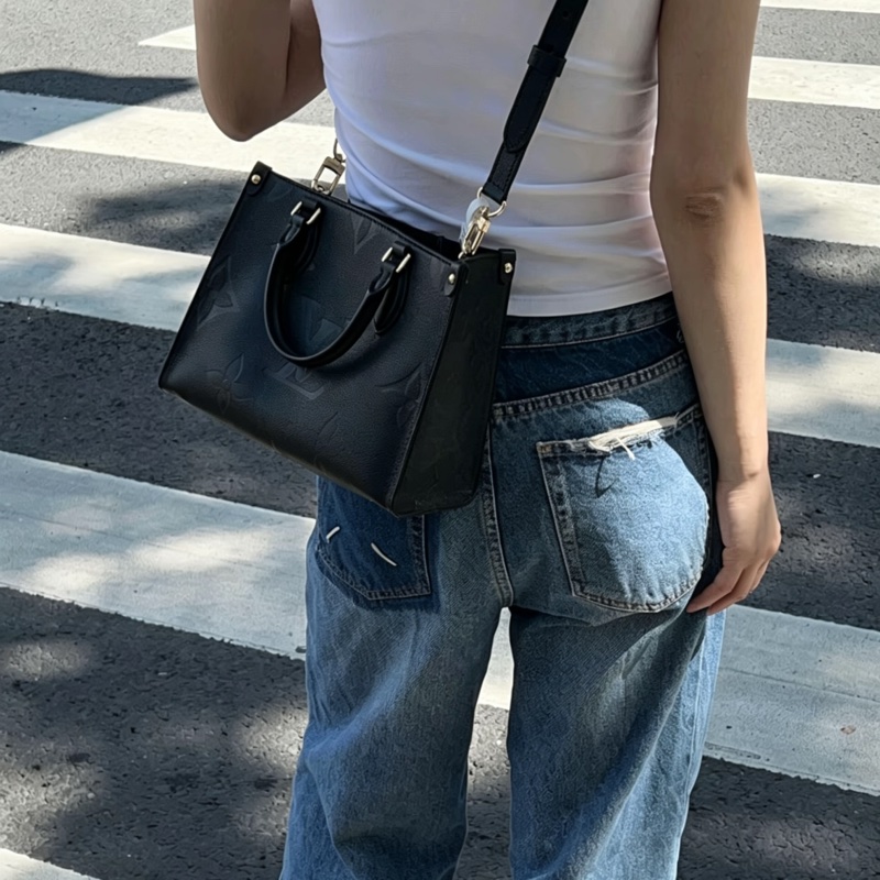 Louis Vuitton路易威登Onthego小號黑色全皮壓紋Tote芯片款♻️-9