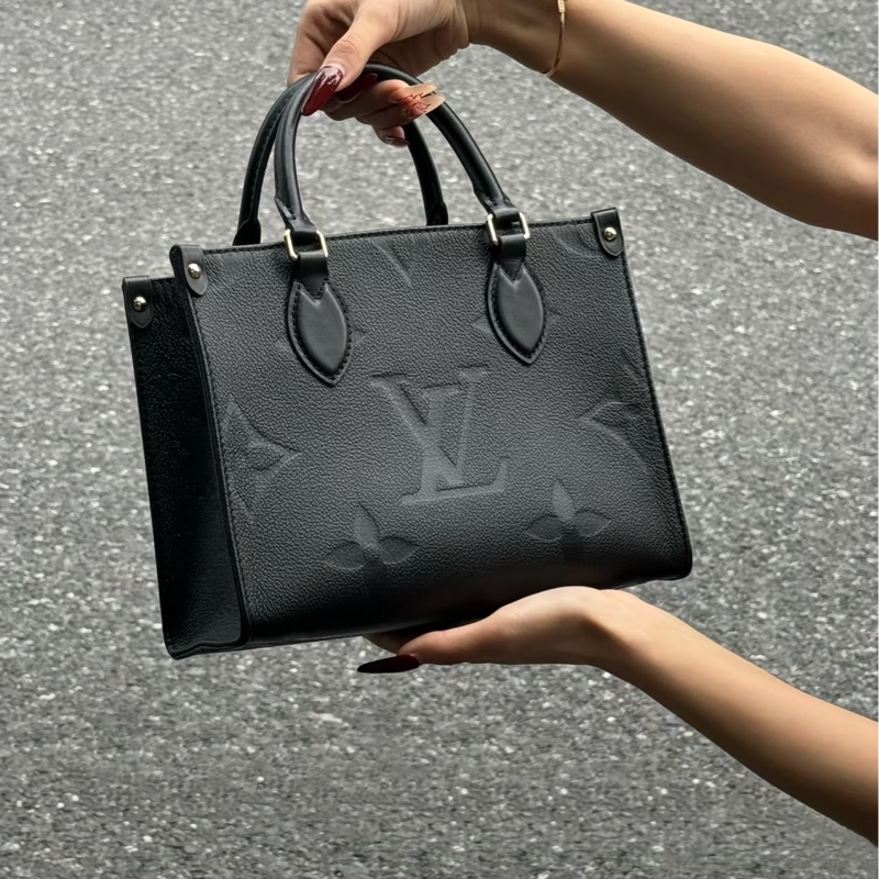 Louis Vuitton路易威登Onthego小號黑色全皮壓紋Tote芯片款♻️-21