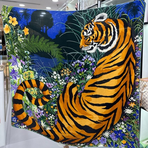 Hermes 愛馬仕稀缺款140cm《虎》微瑕羊絨真絲圍巾披肩方巾