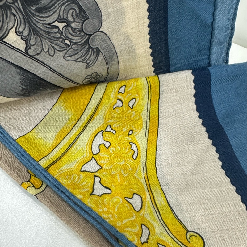 Hermes 愛馬仕 桑蠶絲山羊絨馬鐙混搭系列大三角巾披肩 圍巾 210*110cm-2