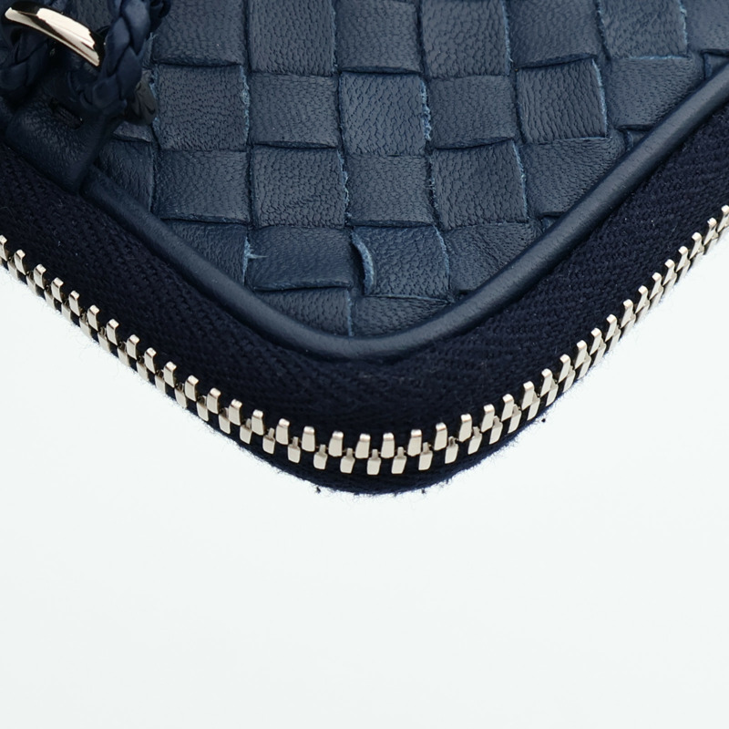 BOTTEGA VENETA 羊皮皮革Zip Strap Pouch小袋-13