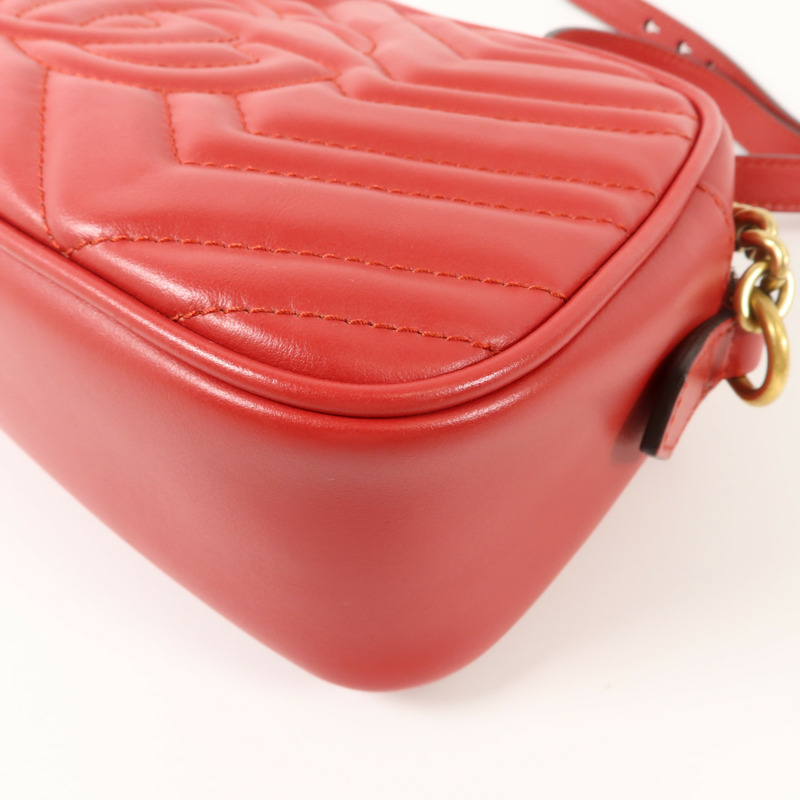 GUCCI 牛皮皮革GG Marmont Small Camera Bag肩背袋-13