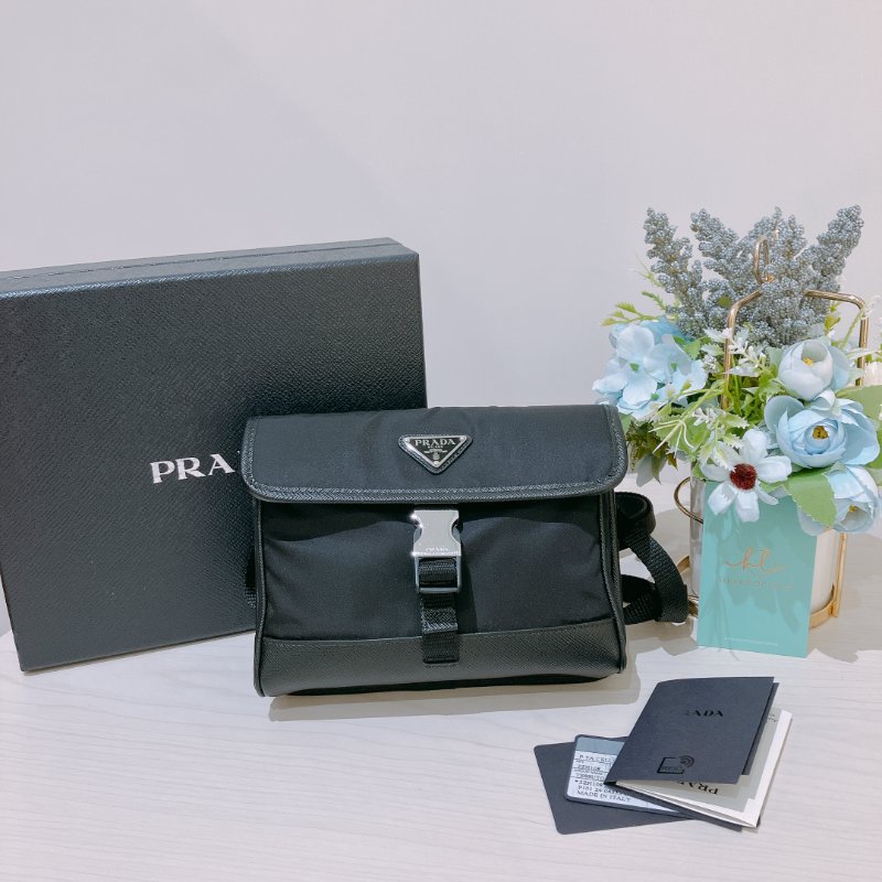 TK2063 Prada 黑色經典腰包 男女通用 Smartphone Case Black-17