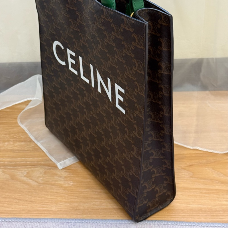 Celine 經典老花托特包/斜背包 小號 櫃上約十萬-2