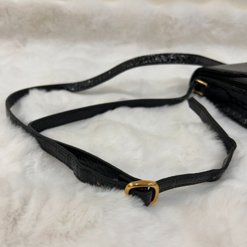 YSL Yves Saint Laurent 鱷魚紋壓花 皮革復古漆皮 單肩斜背包-11